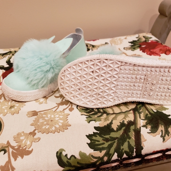 Shoes size us8 2/3 years - Picture 3 of 3